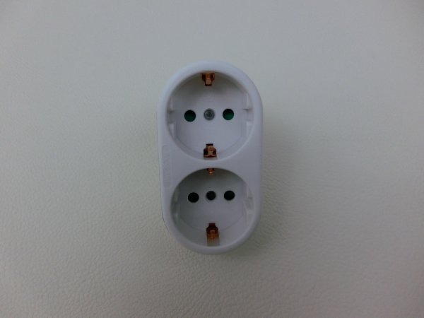 Mehrfachstecker 2-Fach Rund Vertikal